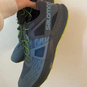 Men’s Salomon sneakers